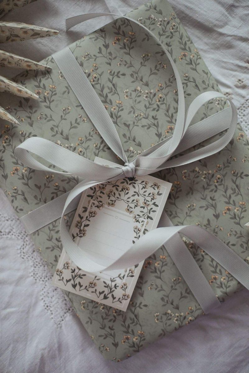 Gift_tags_paper_product